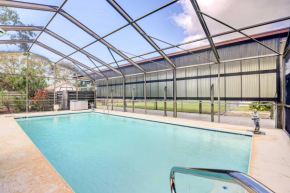 Bradenton Cottage with Screened Pool 12 Mi to Beach